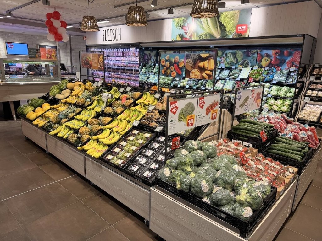 REWE, Unterfeldring 1 in Vierkirchen/Esterhofen