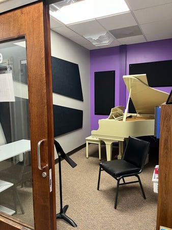 Images New Moon Studios