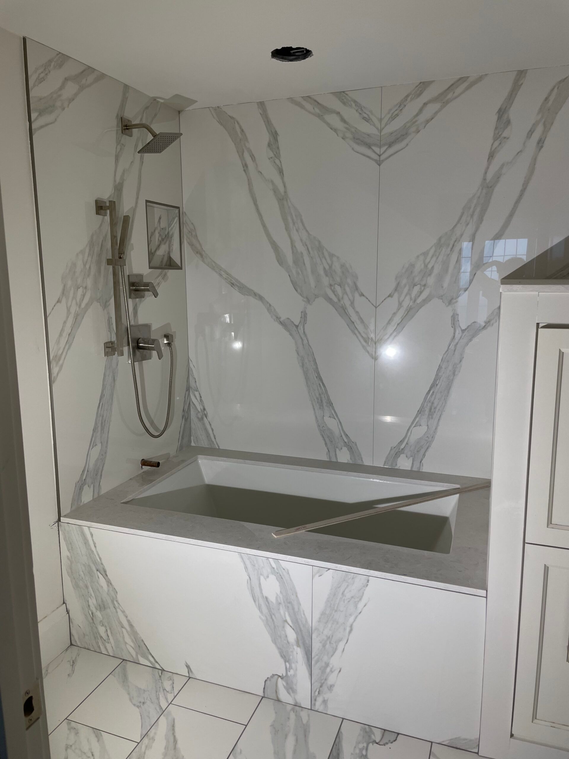 AB Flooring Tile & Construction Image