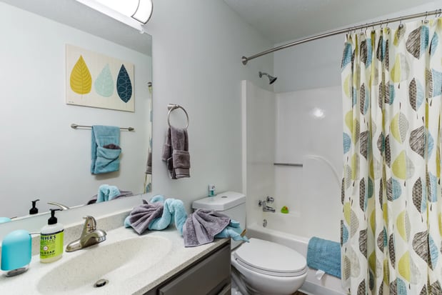 Images Twelve 501 Apartment Homes