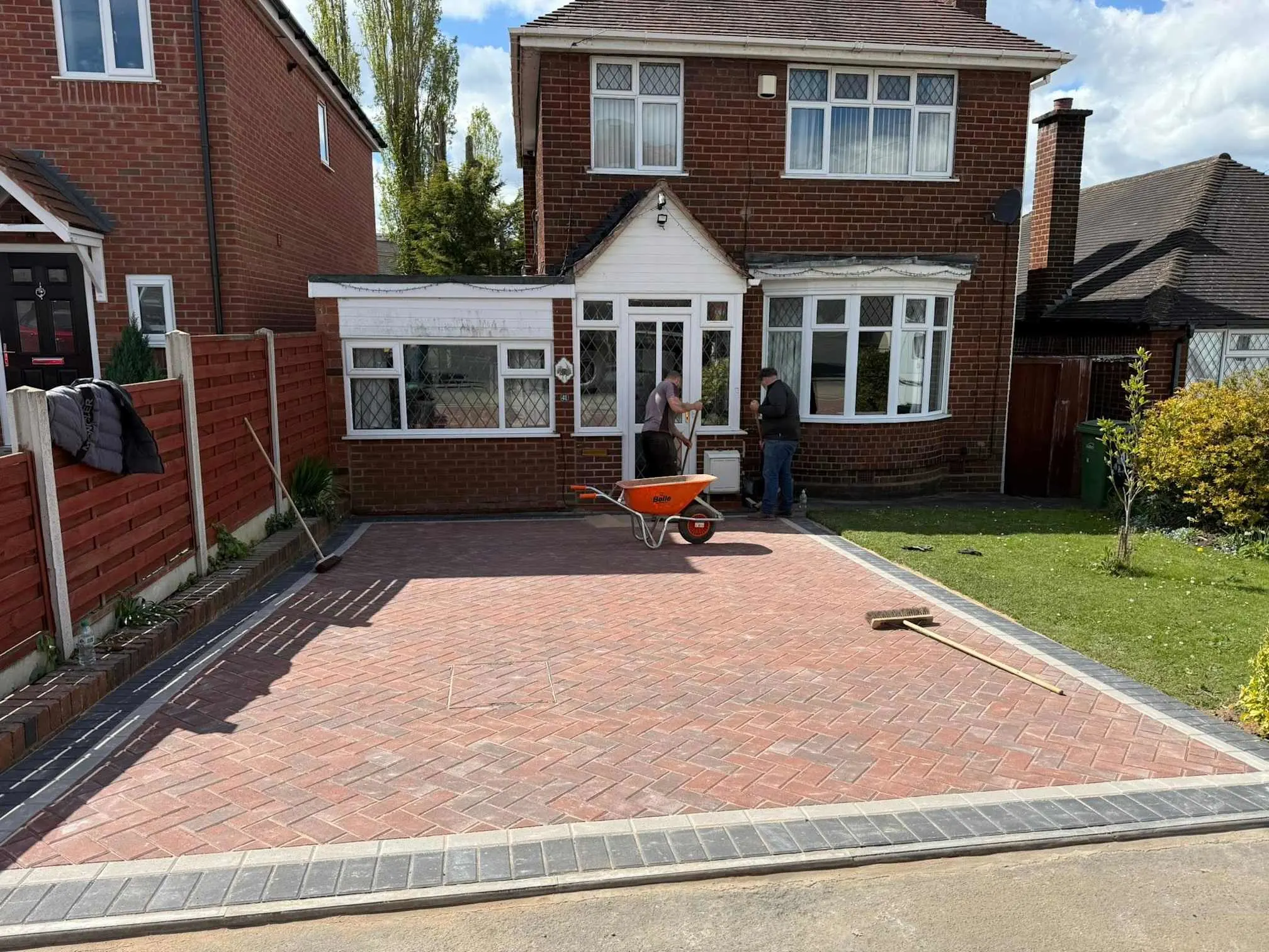 Images Dickens Heath Paving