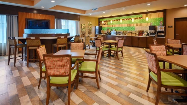 Images Best Western Plus Flatonia Inn