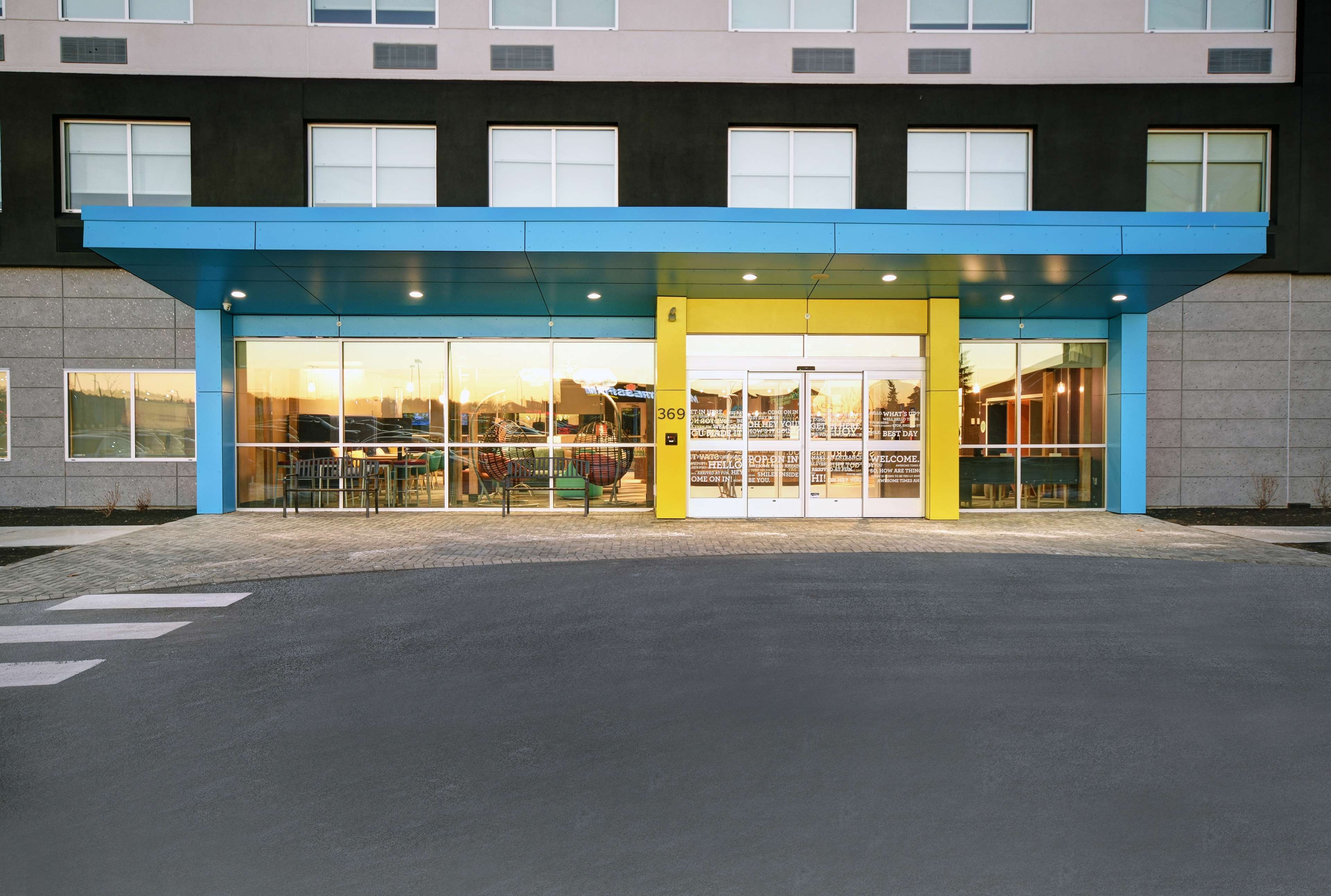 Tru by Hilton Portland Airport Area