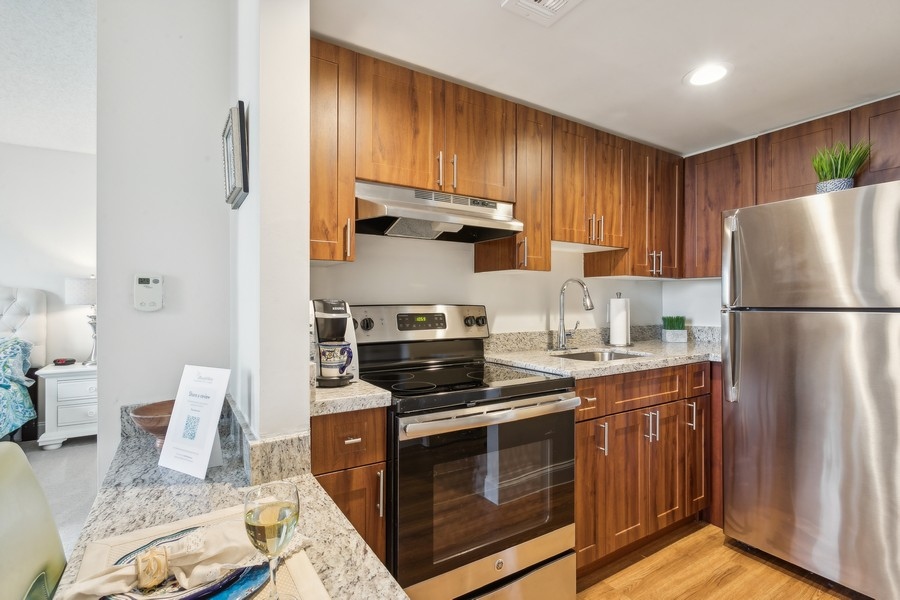 Fountainview model apartment kitchen