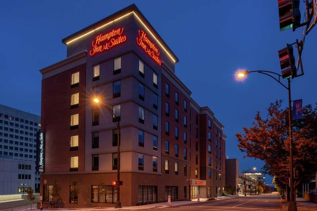 Images Hampton Inn & Suites Winston-Salem Downtown