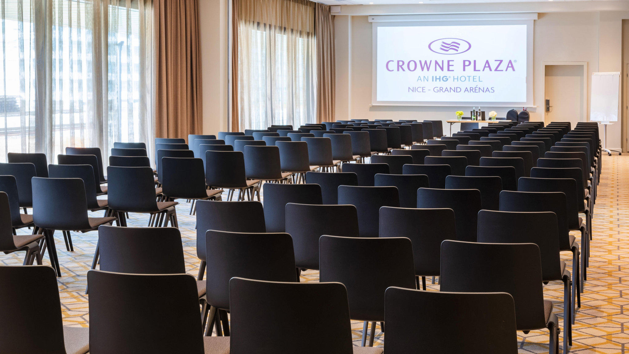 Images Crowne Plaza Nice - Grand Arenas, an IHG Hotel