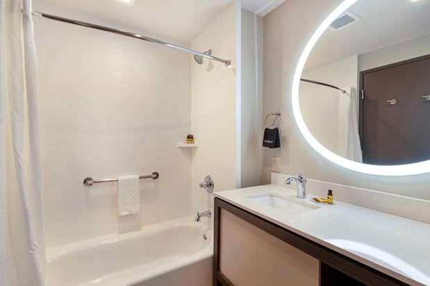 Images Best Western Plus Executive Residency Rigby's Water World Hotel