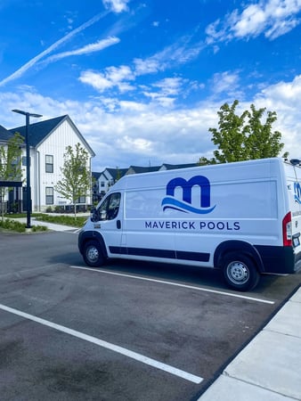 Images Maverick Pools