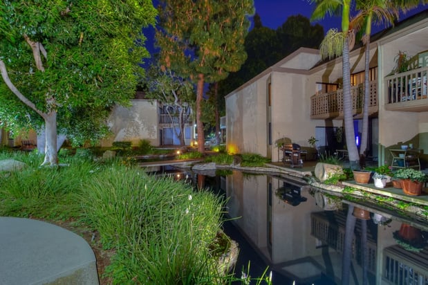 Images LAKE DIANNE Apartments