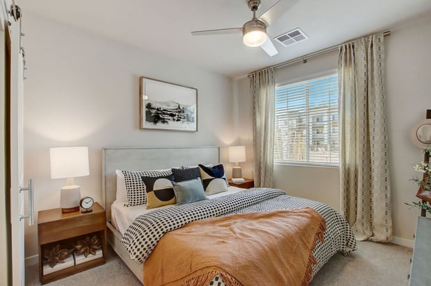 Images Ascend at Black Canyon