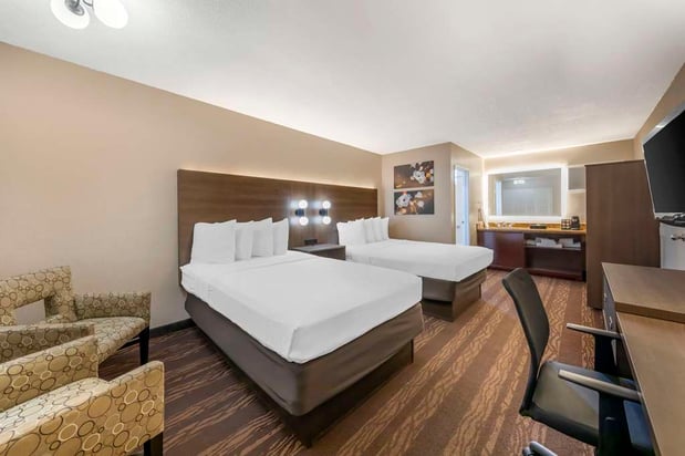 Images Best Western Plus Stovall's Inn