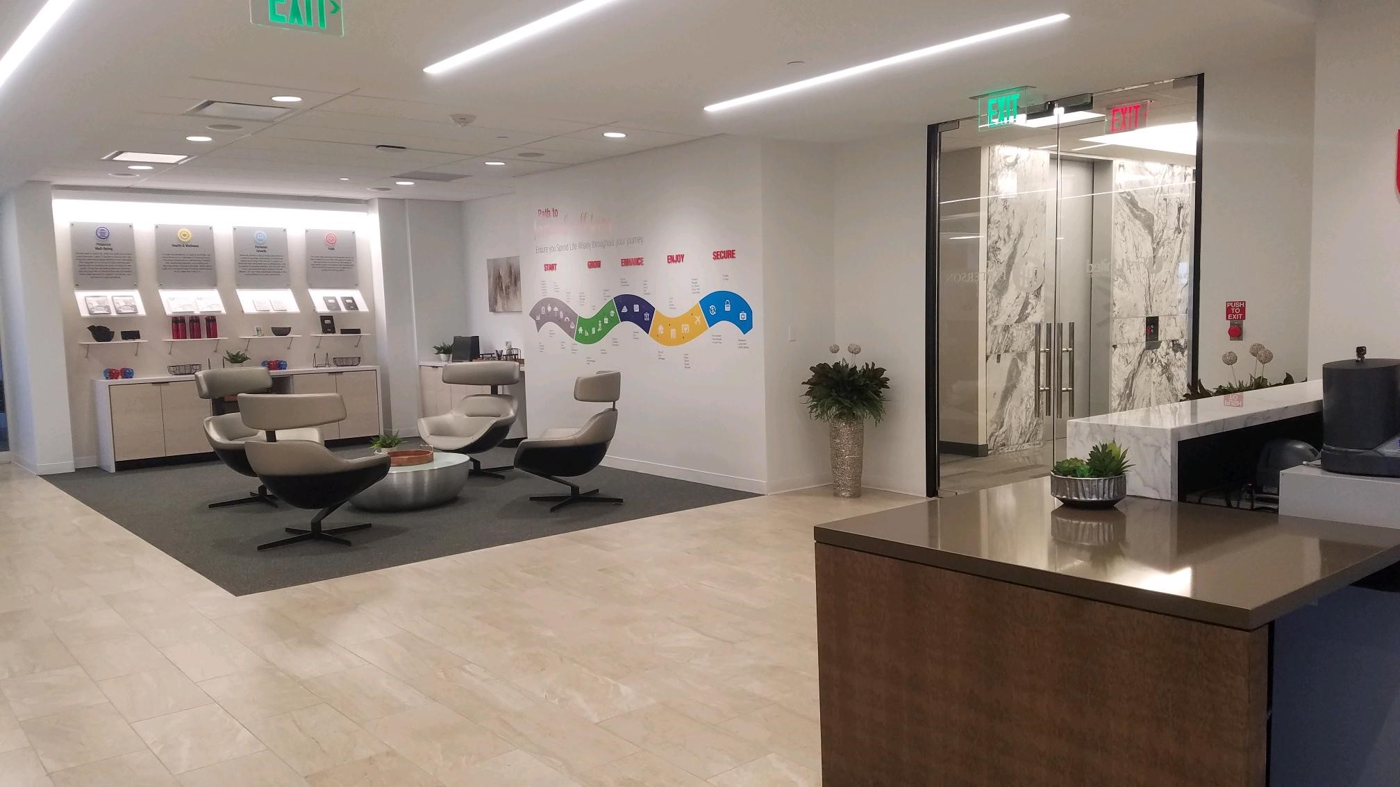 First United Bank - Dallas Preston Center - interior entryway
