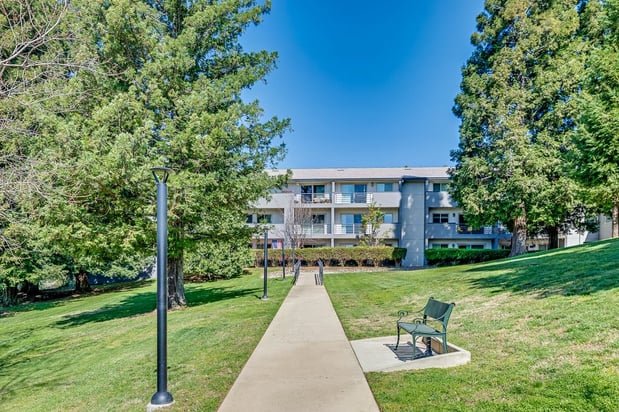 Images Gold Country Senior Living