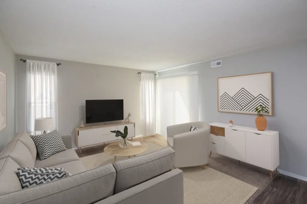 Images Woodcreek Apartments