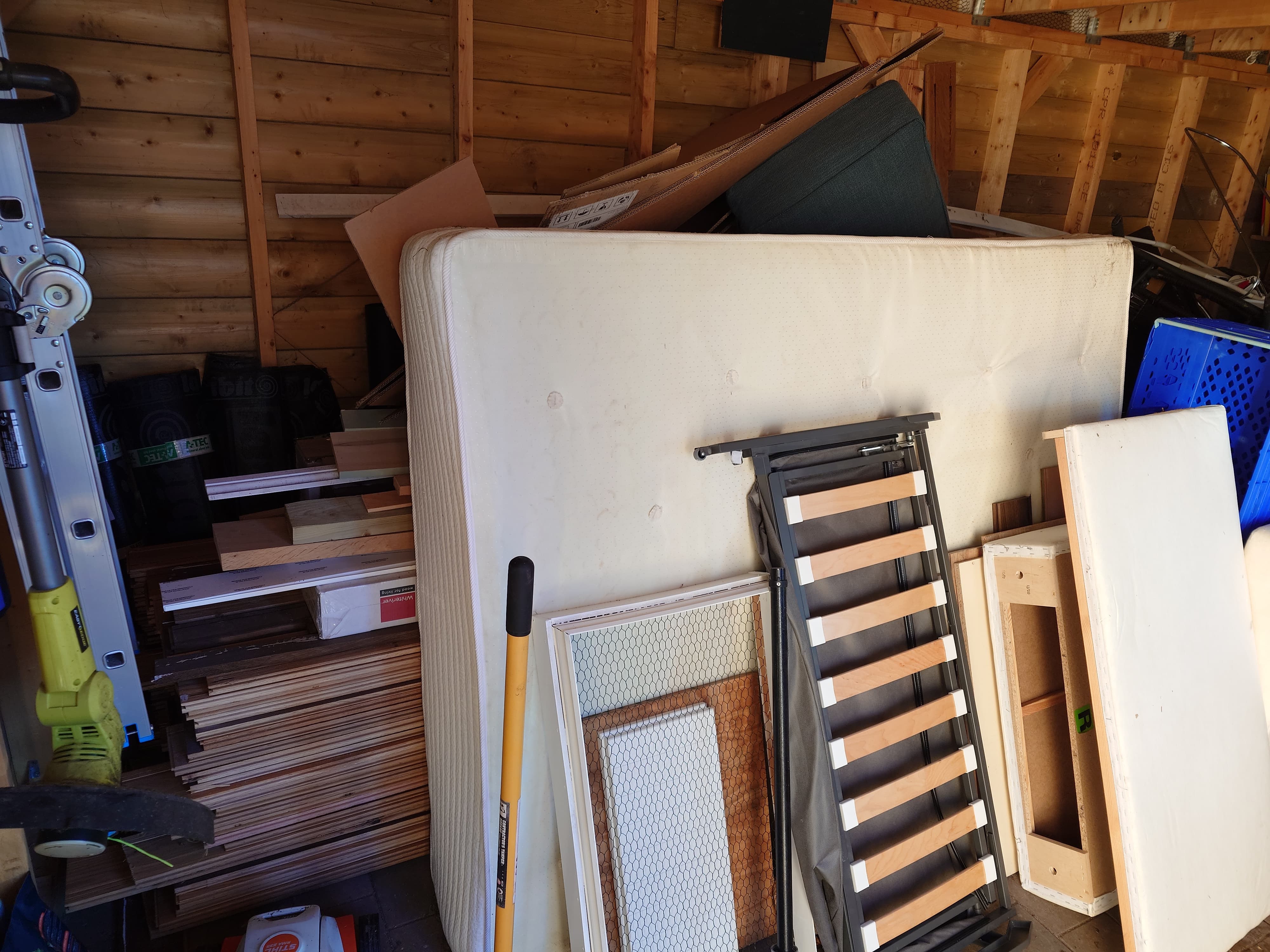 Residential Rubbish Removal, Commercial Waste Removal, Garden Waste Clearance, Construction & Renovation Waste Removal, Attic, Garage & Shed Clearance, Tree Removal & Green Waste Recycling