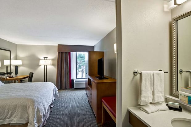 Images Hampton Inn Norfolk-Naval Base