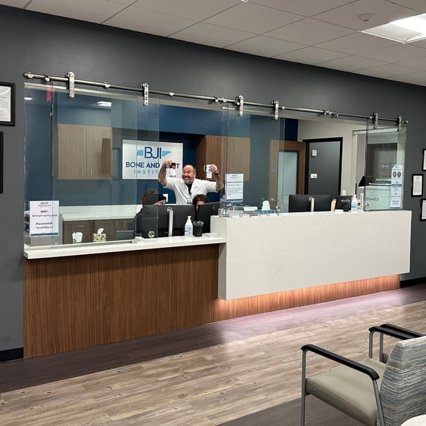 Images Bone and Joint Institute of Tennessee - Spring Hill Orthopaedic Urgent Care