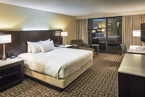 Images Hilton Sacramento Arden West