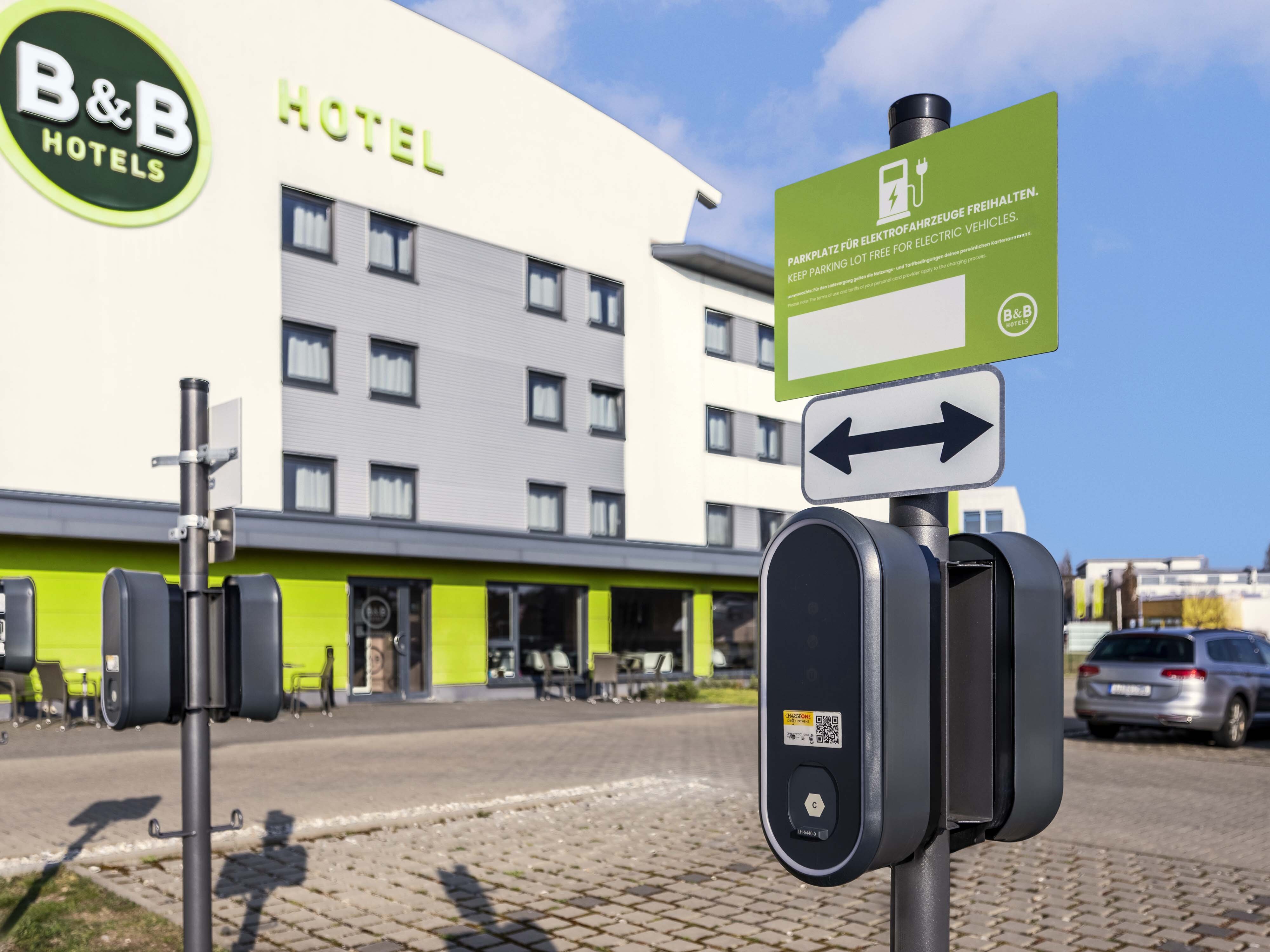 Bilder B&B HOTEL Erlangen-Süd