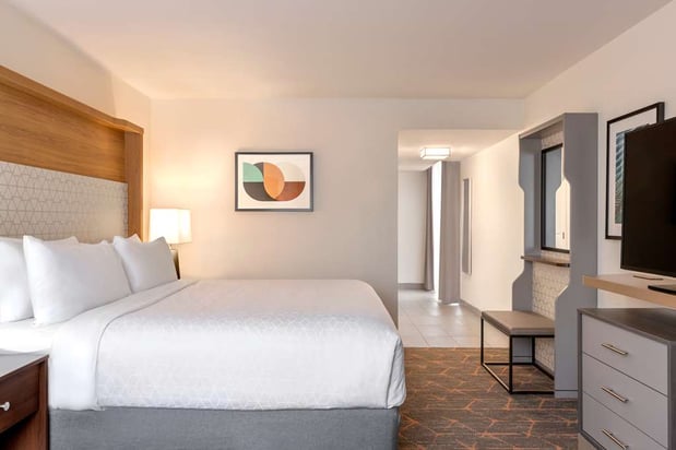 Images DoubleTree by Hilton Fort Worth South Hotel & Conference Center
