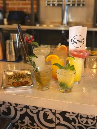Images Luna's Tacos & Tequila