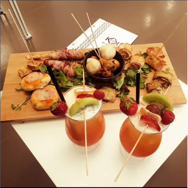 Images Kk100 Lounge Bar & Food