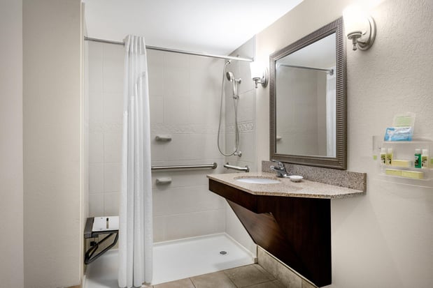 Images Holiday Inn Johnstown-Gloversville by IHG