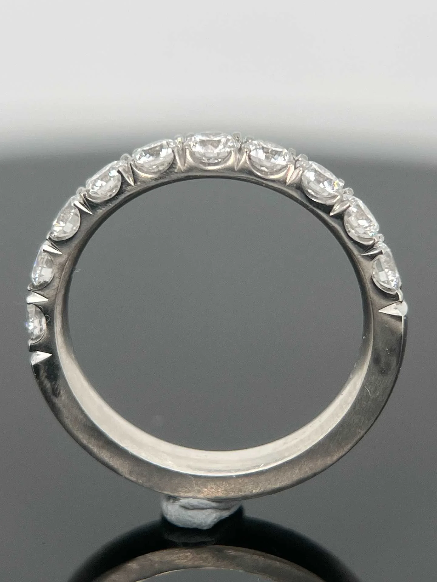 Images Jem & Co Ltd