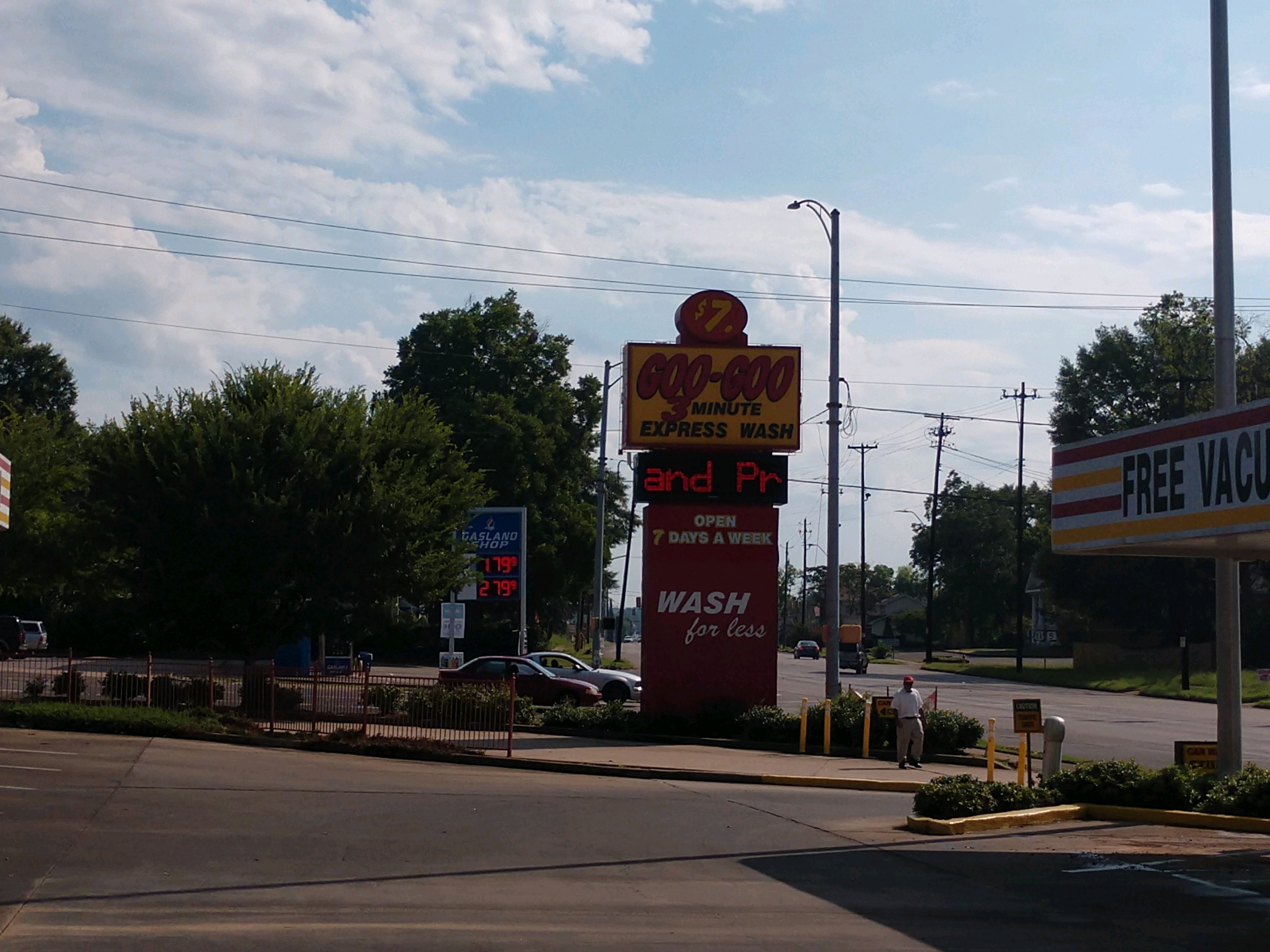 Goo Goo Express Car Wash - Bessemer Photo