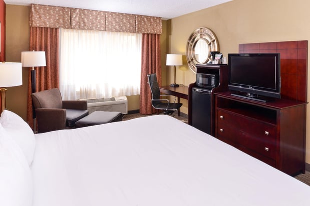 Images Holiday Inn Express Clearwater East - Icot Center by IHG