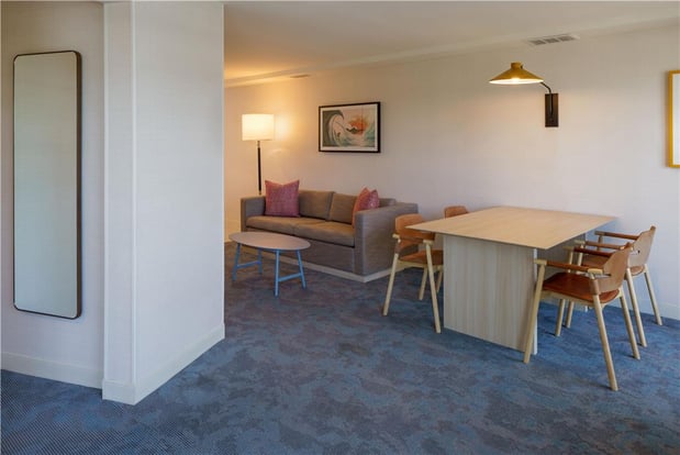 Images Hilton Garden Inn Dana Point Doheny Beach