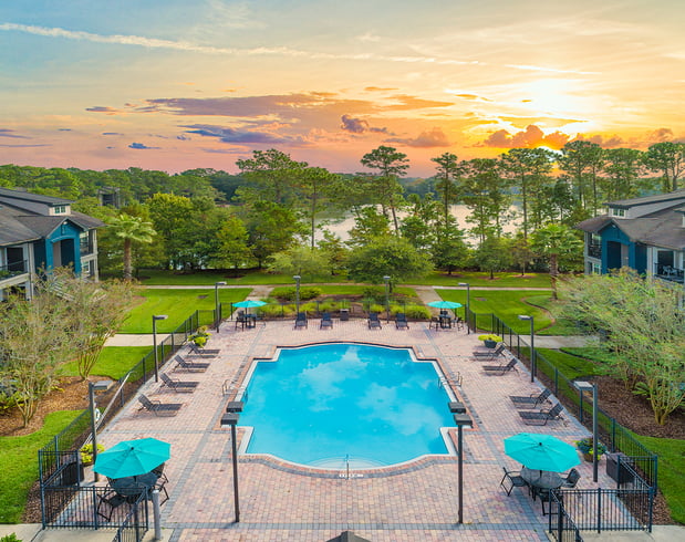 Images MAA Carrollwood