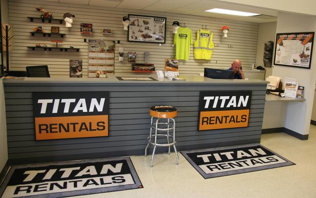 Images Titan Machinery