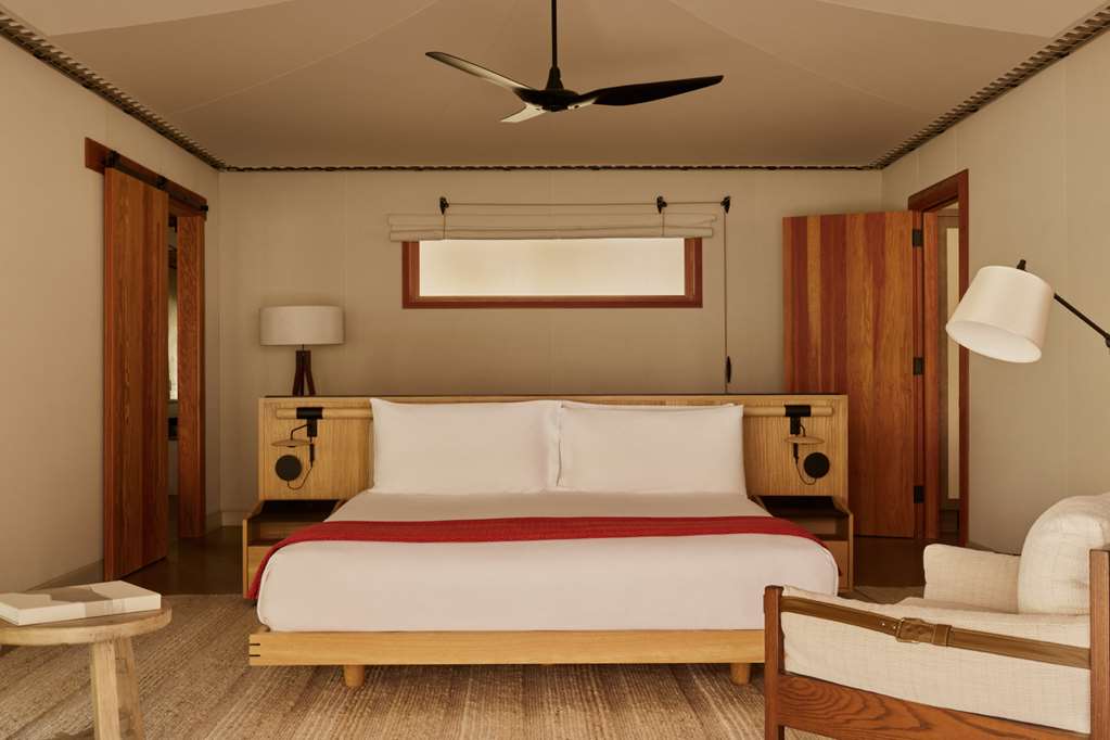 Amangiri One Bedroom Private Canyon Pavilion Bedroom