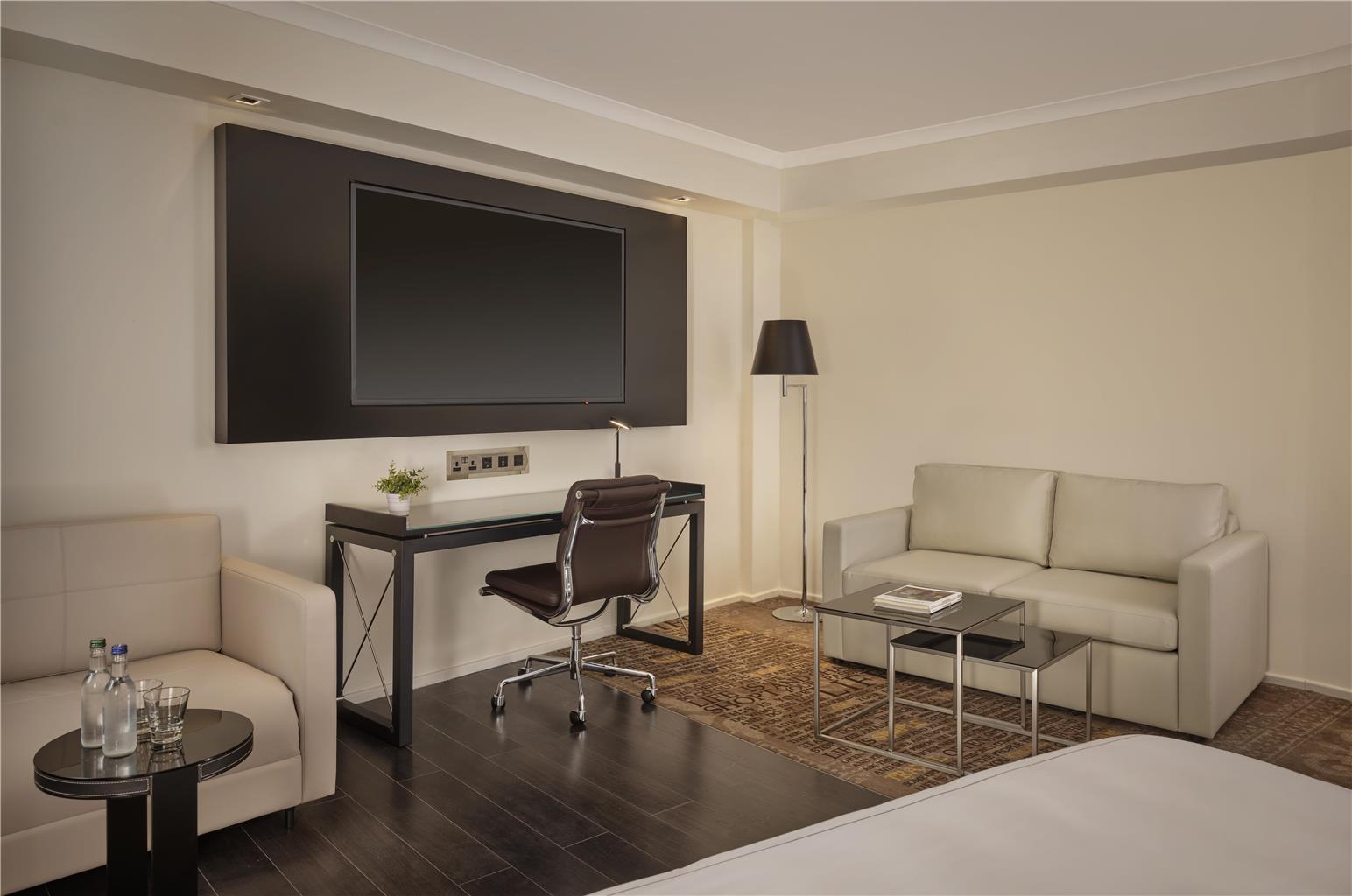 Executive studio room