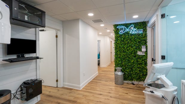 Images Joseph B. Pantaleo, DDS