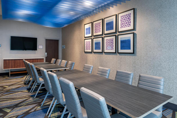 Images Holiday Inn Express & Suites Romeoville - Joliet North by IHG