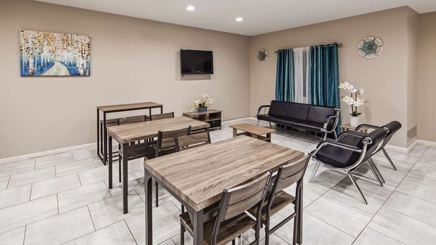 Images SureStay by Best Western Orange