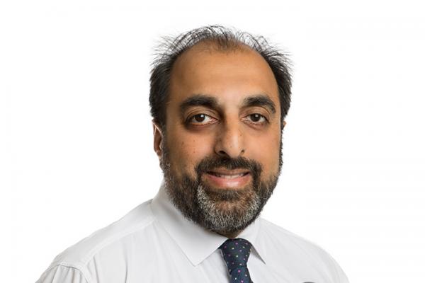 Nawaz Haque, Optometrist Director in our London - Greenford Broadway store
