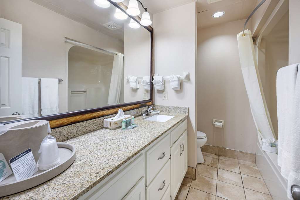 Two Double Beds - Guest Bath