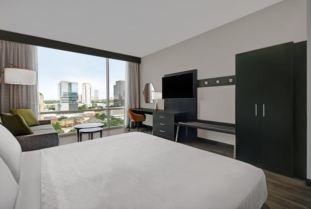 Images Holiday Inn Express Houston - Galleria Area by IHG