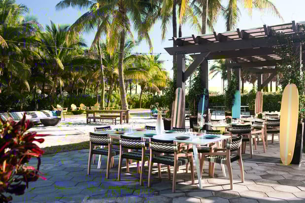 Images Kimpton Surfcomber Hotel by IHG
