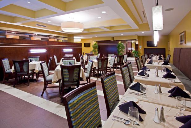 Images Holiday Inn Titusville - Kennedy Space Ctr by IHG