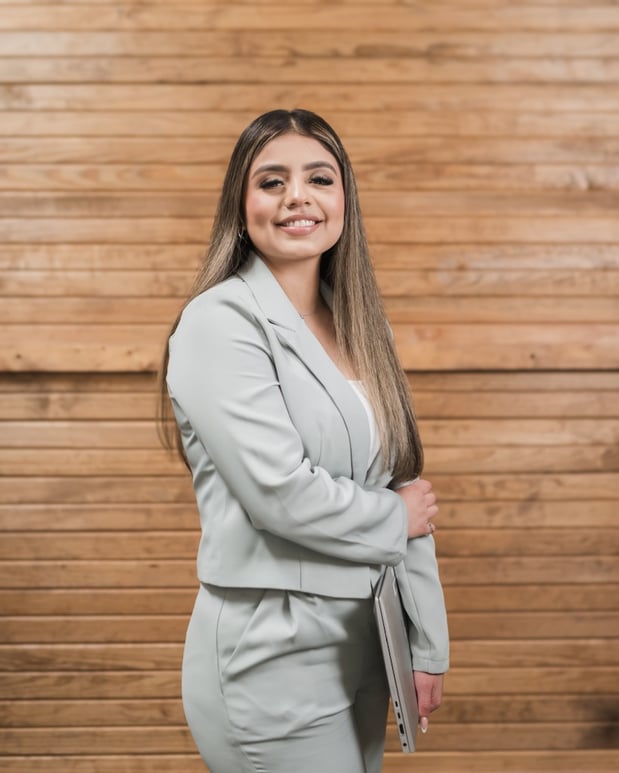 Images Miriam Rodriguez - State Farm Insurance Agent