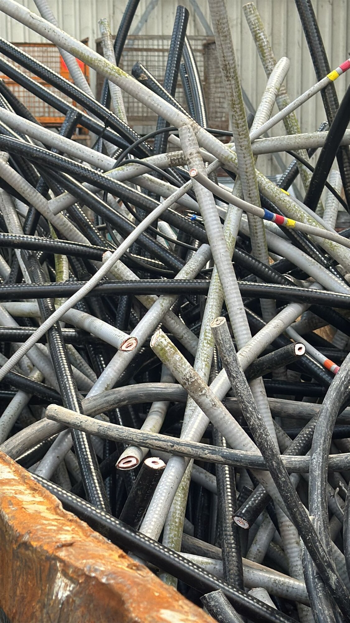 BNS Recycling GmbH & Co. KG, Brunnenweg 2 in Biebesheim Am Rhein