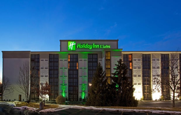 Images Holiday Inn & Suites Cincinnati-Eastgate (I-275E) by IHG