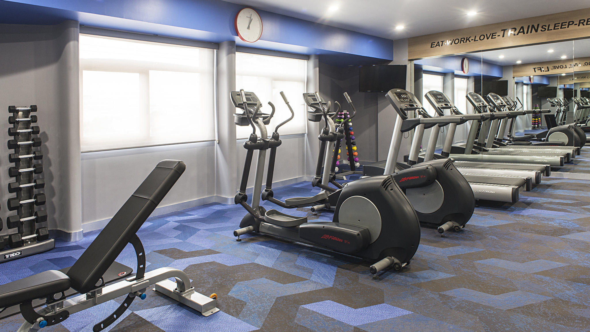 Images Holiday Inn Express Mexico - Toreo by IHG