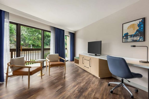 Images Hilton Garden Inn Monterey