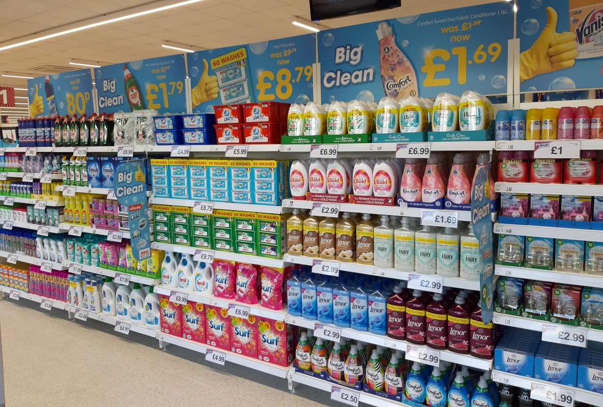 B&M's brand new store in Sheldon stocks a huge range of cleaning products, from he biggest brands like Daz, Ariel, Comfort, Fairy and many more.