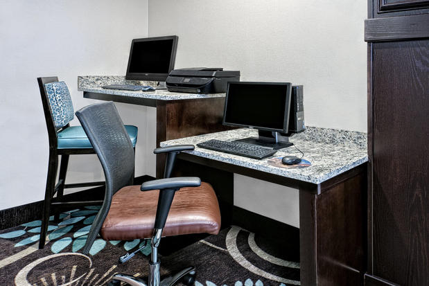 Images Staybridge Suites Lubbock - University Area by IHG